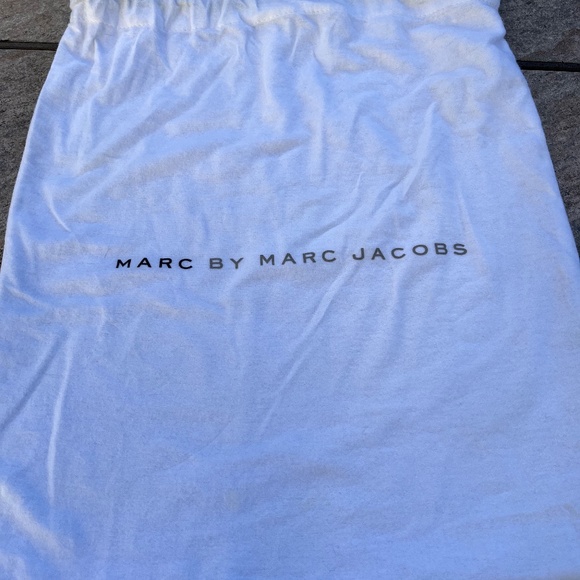 Marc by Marc Jacobs Classic Q Hillier Hobo red bag - Picture 15 of 15